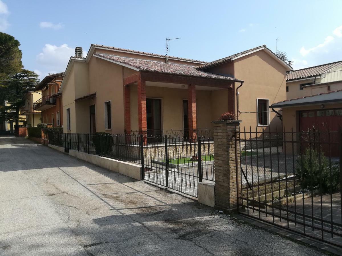 Villa Gina Asís Exterior foto